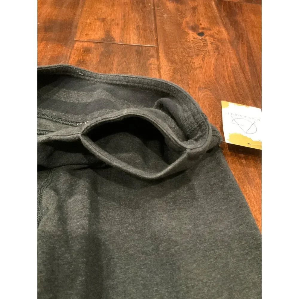 Lululemon Gray Capri Pants With Key Pocket, Size 4